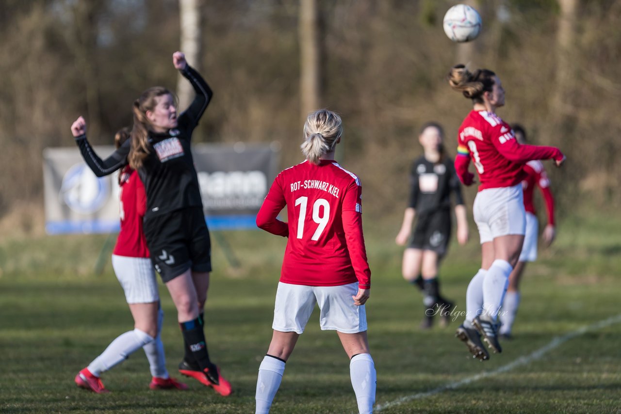 Bild 161 - F Rot Schwarz Kiel - SV Henstedt Ulzburg 2 : Ergebnis: 1:1